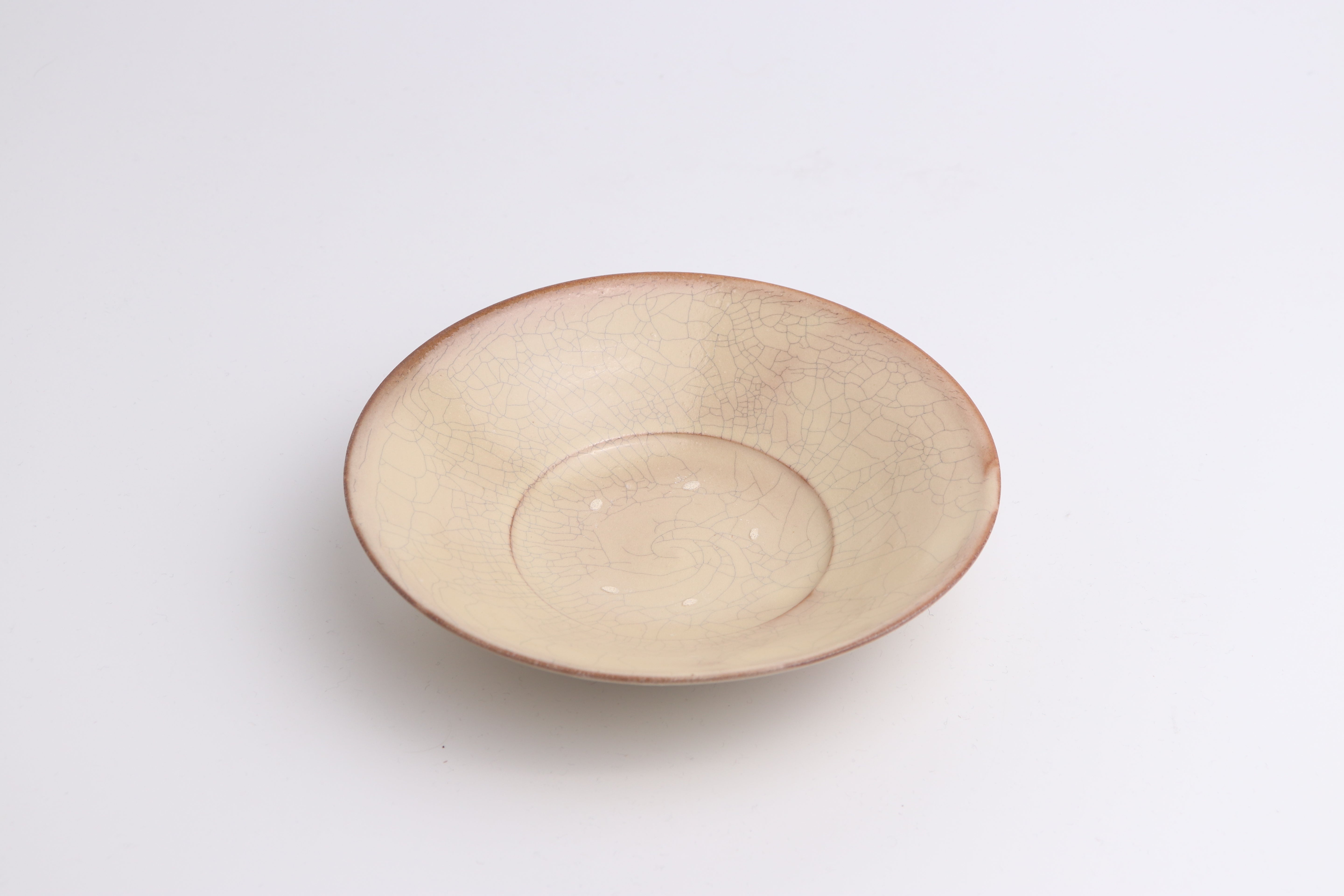 Fuminari Araga crack dish with brim 18cm