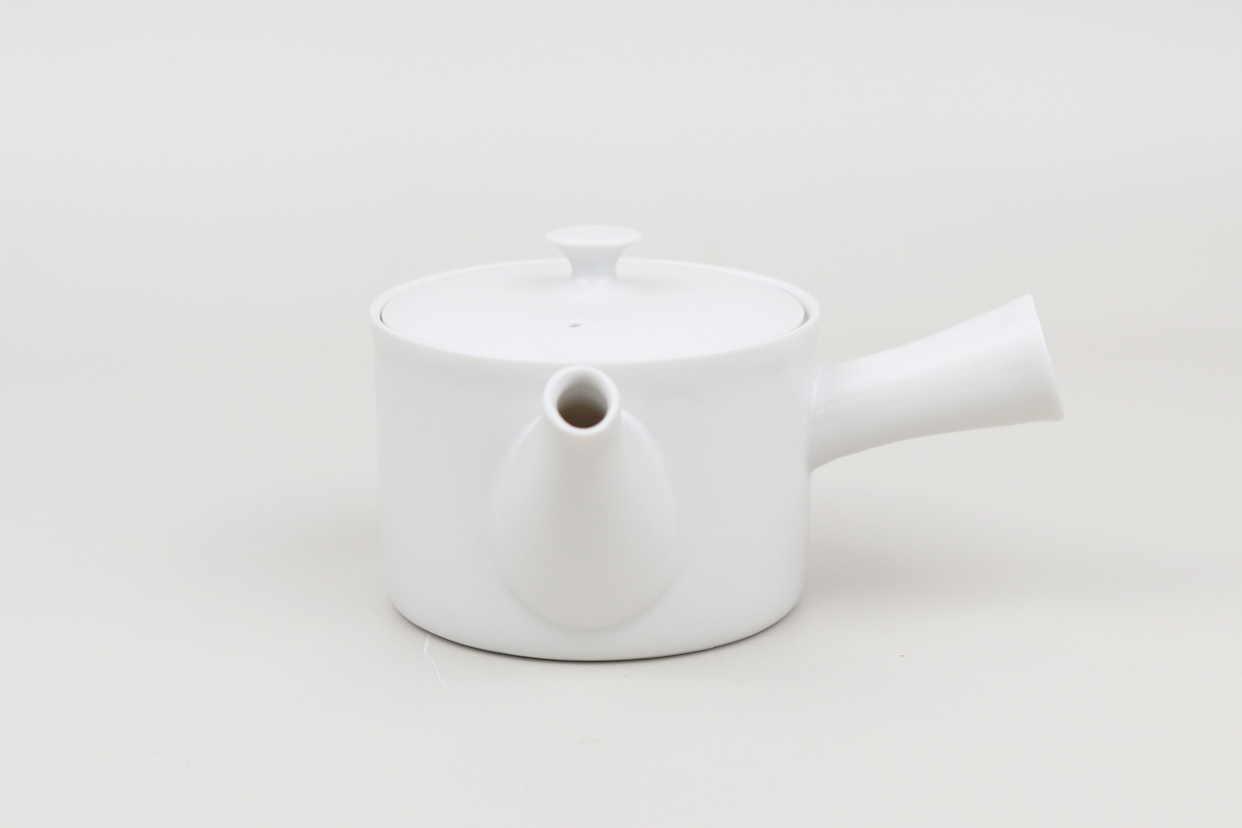 KYU-SU (teapot) / Yumiko Iihoshi / S / white