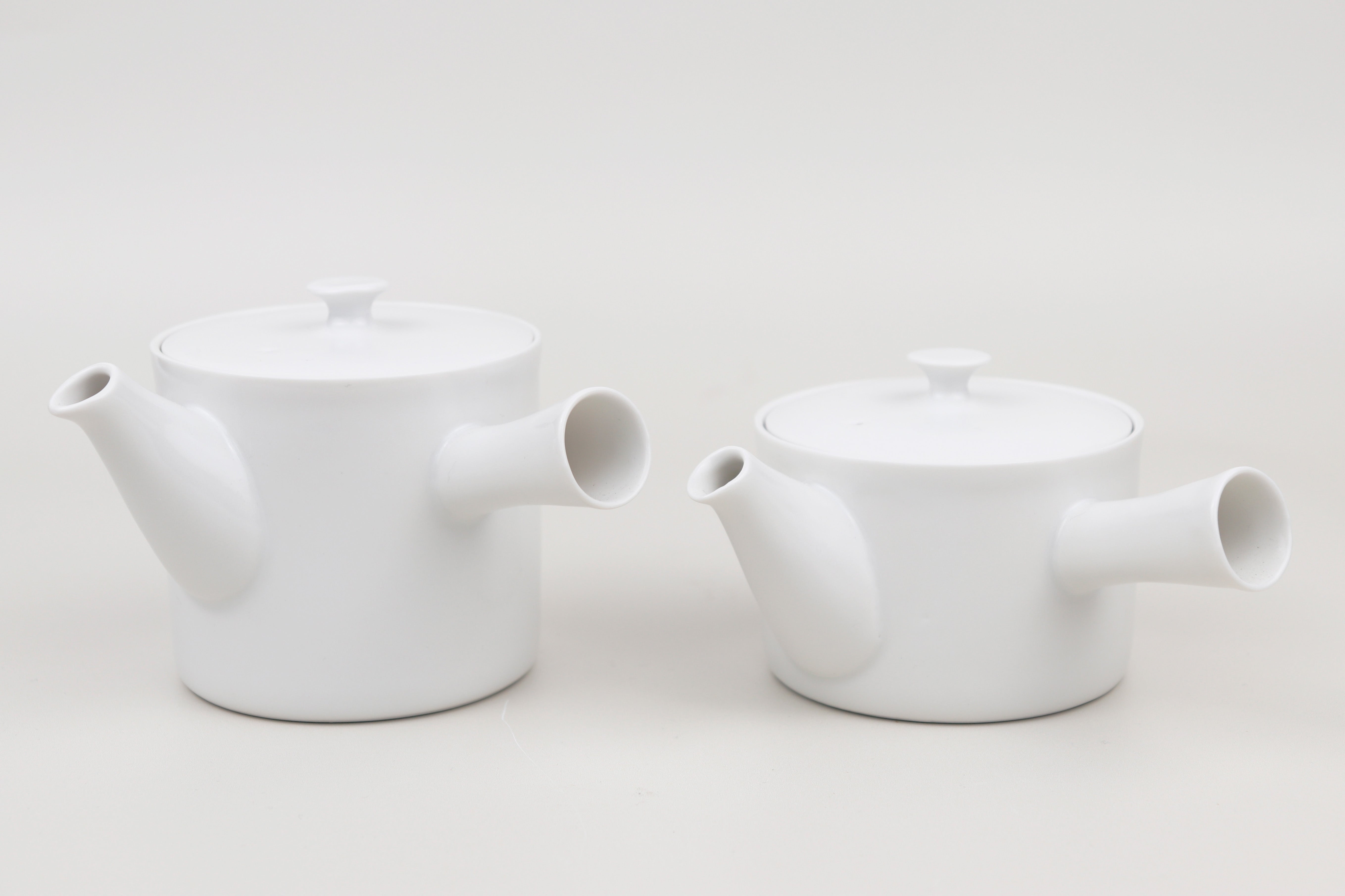 KYU-SU (teapot) / Yumiko Iihoshi / S / white