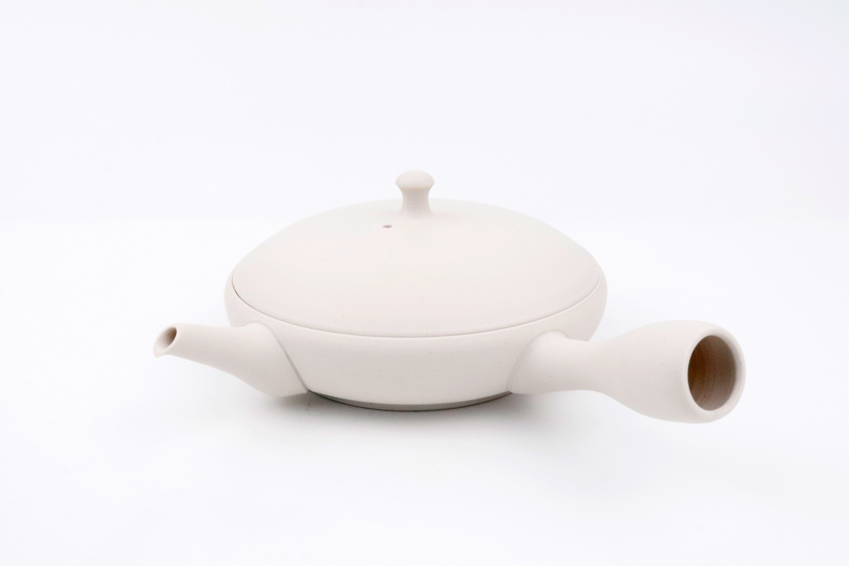 إنها إبريق شاي "Gokuhei Kyusu"
