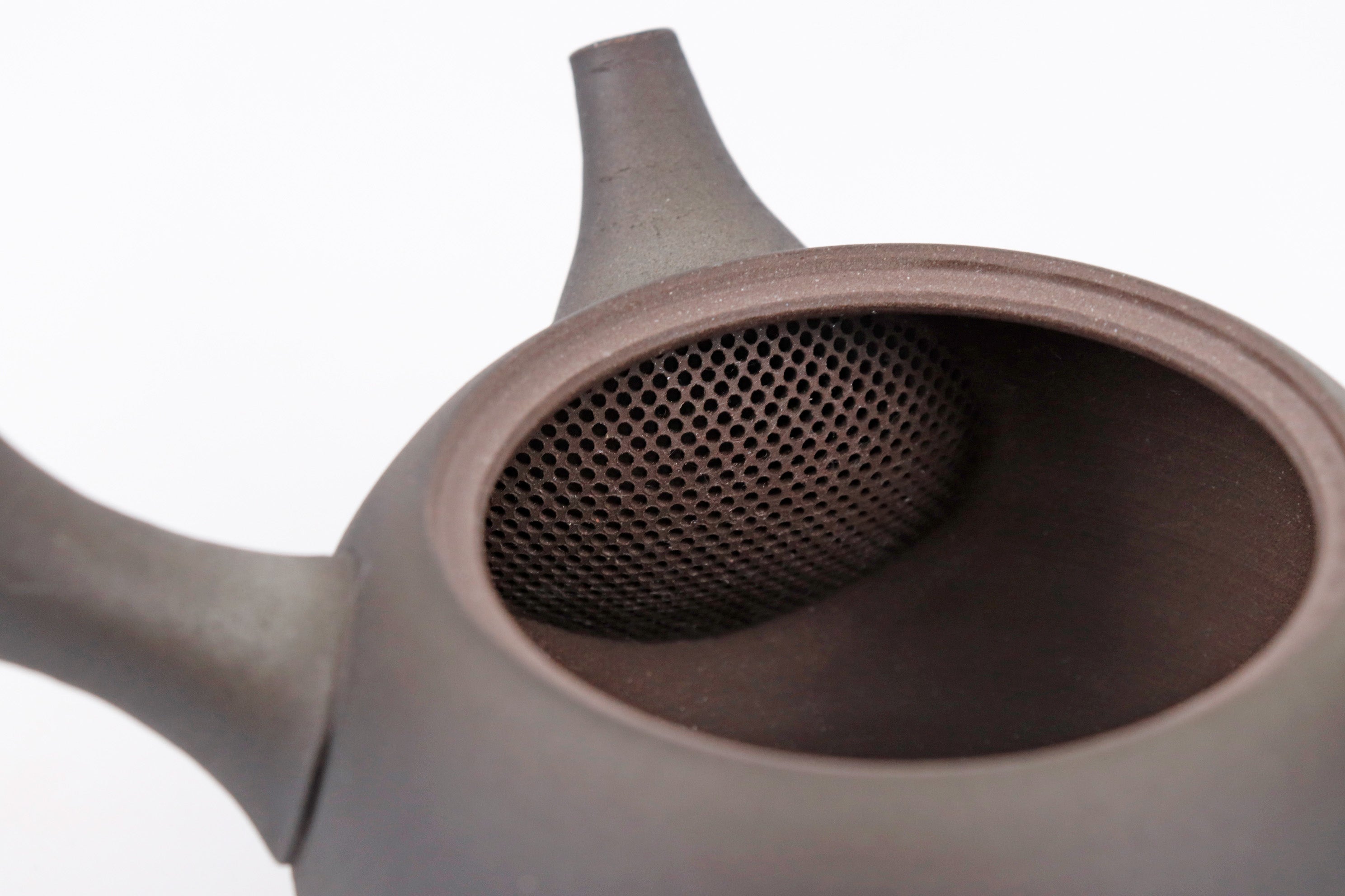 إنها إبريق شاي "Gokuhei Kyusu"